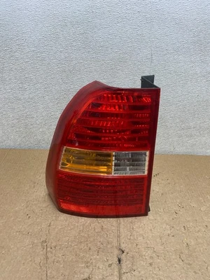 Luz trasera izquierda lado conductor Kia Sportage 2005 a 2008 OEM V3606 DW Foto 1 de 4