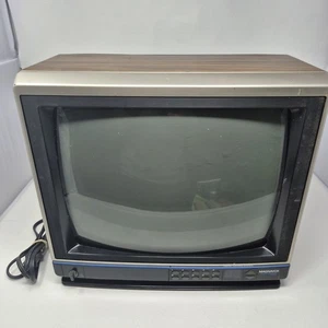 MAGNAVOX CJ4047 13" VINTAGE TV 1989 RETRO VIDEO GAMING TESTED WORKS Wood Grain - Picture 1 of 11