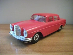 MERCEDES 250 S 1965 GAMA GERMANY ANNI 70 plastica latta tin SCALA 1/16 - Foto 1 di 9