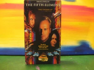 The Fifth Element Bruce Willis Luc Besson Sci-Fi Movie VHS Tape - Foto 1 di 4