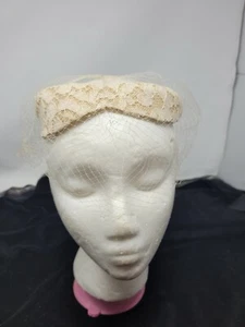 Sombrero Negro HECHO EN UNIÓN con Red Crudo Floral Encaje De Colección Original Hecho en EE. UU. - Imagen 1 de 5