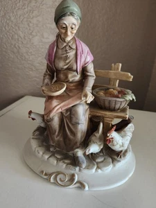 1970 Lefton Trade Mark #5437 Woman w/Chickens Collectible Ceramic Figurine - Picture 1 of 11
