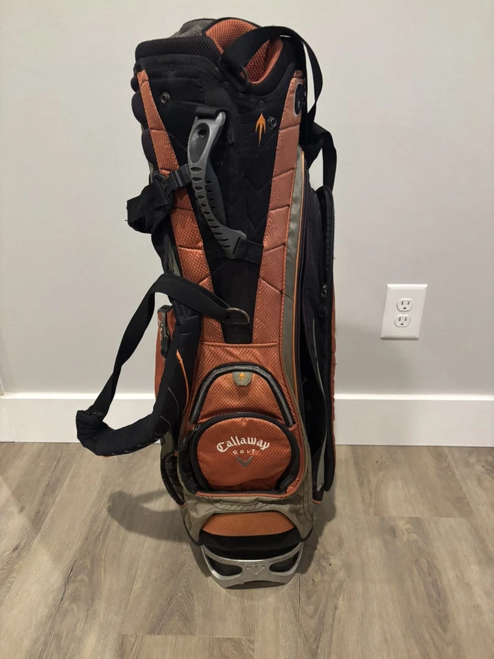 Bolsa de pie de golf Callaway de 8 divisores de segunda mano 6 bolsillos - correas para los hombros Foto 1 de 4