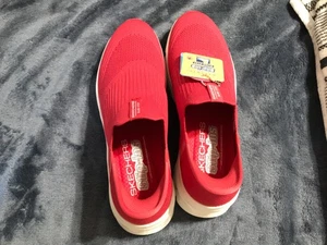 Skechers Damen-Slipper Größe 7 1/2 Stretch rosa Memory Foam Freizeitschuhe NEU - Bild 1 von 5