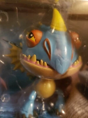 VINILOS DE ACCIÓN STORMFLY DRAGON, 6", FIGURA "CÓMO ENTRENAR A TU DRAGÓN"  Foto 1 de 4