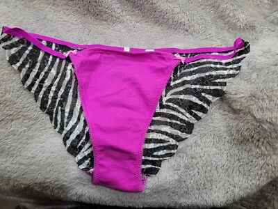Nuevo en Paquete Victoria's Secret Rosa De Colección X Tiro Bajo Bikini Bragas M Cebra Bk LISO RARO Foto 1 de 4