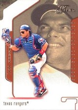 2002 Flair #71 Ivan Rodriguez Texas Rangers HOF