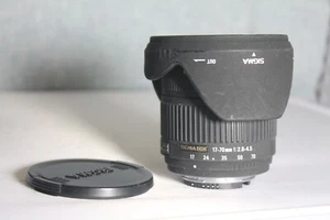 Sigma DC 17-70mm F2.8-4.5 Autofocus Macro Lens Nikon Front & Rear Lens Caps - Picture 1 of 2