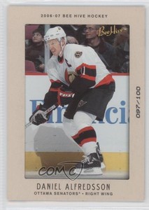 2006-07 Upper Deck Bee Hive Matte /100 Daniel Alfredsson #34 HOF