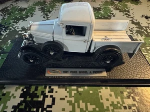 Signature Models 1931 Ford Model A Pickup 1:18 Die Cast Model Car 1/18 - Picture 1 of 4