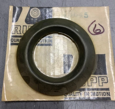 NOS GENUINE RUPP 15645 VINTAGE SNOWMOBILE GAS TANK  NECK SEAL - Image 1 of 3