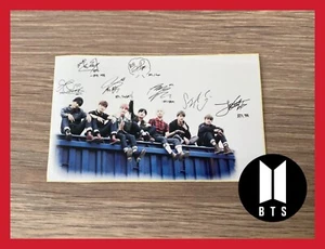 STICKER AUTOCOLLANT VIGNETTE AFFICHE PHOTO FANCLUB SUGA V JK BTS ARMY AUTOGRAPHE - Imagen 1 de 3