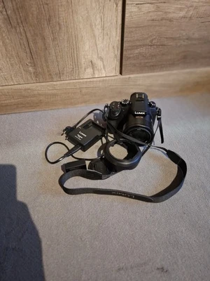 Panasonic Lumix DMC-FZ1000 - Bild 1 von 4