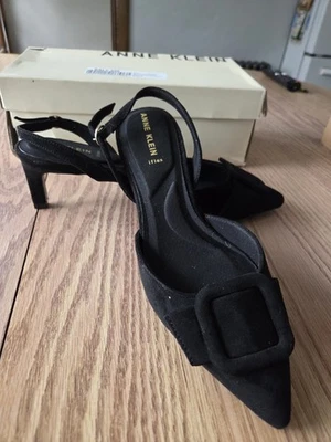 Tacones de gamuza Anne Klein talla 9 nuevos Foto 1 de 3