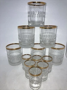 Set di 6 bicchieri vintage a pois smerigliati con bordo oro vecchio stile e 6 colpi - Foto 1 di 9