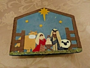 Handmade Kresh Manger Nativity - Picture 1 of 7