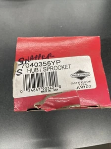 Briggs und Stratton OEM 7040355 Nabe/Ritzel Set #457 - Bild 1 von 4