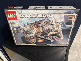 LEGO Star Wars: Millennium Falcon (4504)