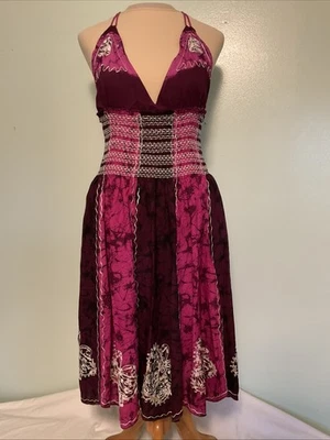 Vestido Earthbound Trading Talla M Púrpura Batik Mariposa Triángulo Halter Mini Nuevo con Etiquetas Foto 1 de 4