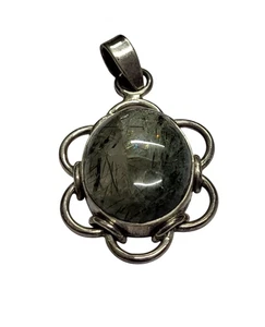 Grigio Naturale Rutilato Quarzo Pietra Ovale Ciondolo Argento 925 8.94 Grammi - Foto 1 di 14