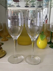 Vintage Crystal Swirl Paar leichte Weingläser, Goldrand 8,25" Stiel 8oz - Bild 1 von 5