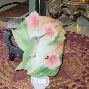 Ceramic Hummingbird Plug In Night Light - Picture 1 of 5