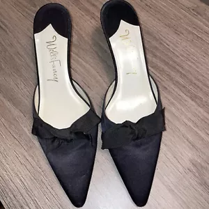 VTG Wills Fancy Slip On Black Ladies Shoes Satin Pointy Toes Mules MINT Sz 7.5 - Picture 1 of 8