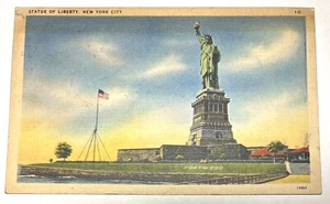 Vintage 1940s Postcard Statue of Liberty Bedloe's Island Linen Unposted - Bild 1 von 2