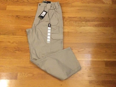 Men’s BNWT 5.11 Relaxed Fit, Elastic Waist, 7 Pocket Tactical Pants. Size 34-30 - Image 1 of 4