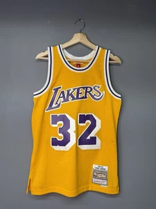 Size Small Men’s - NBA Swingman Home Jersey LA Lakers 1984-85 Magic Johnson - Picture 1 of 8
