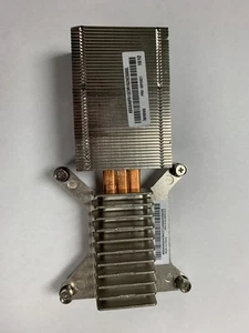 Dissipateur thermique Lenovo 00FC313 RS140 Cyclops Taisol ThinkServer - Photo 1/1