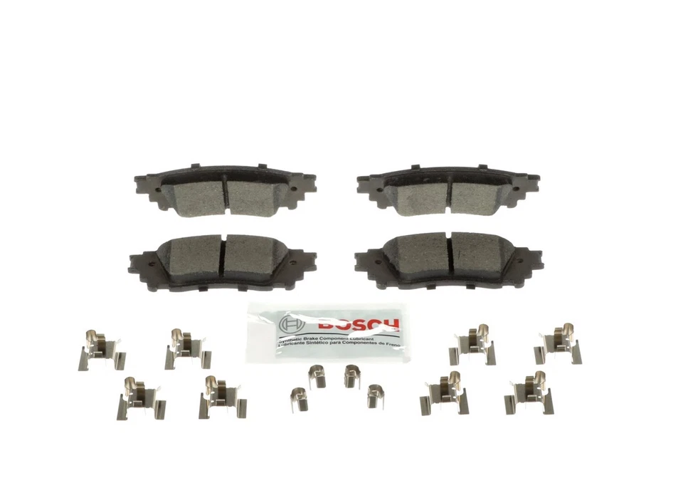 Комплект задних дисковых тормозных колодок Bosch BC1805 для Lexus NX300 NX200t 2015-2021 годов выпуска - Изображение 1 из 4