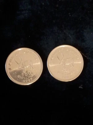 Lot of 2 Uganda  100 Shillings Coins 2007 as shown in photos - Image 1 of 4