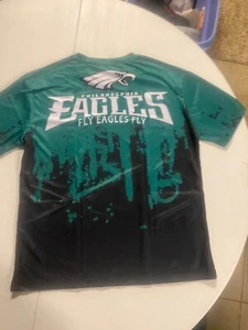 Medium philadelphia eagles T shirt Fly Eagles Fly - Picture 1 of 4