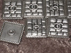 CHANEL 3 SILVER METAL CC LOGO BUTTON SQUARE 14 MM X 14 MM NEW BRICK STYLE - Picture 1 of 7
