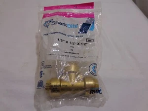 SHARKBITE PEX/COPPER CPVC 1/2" X 1/2" X 1/2" TEE - NEW - Picture 1 of 5