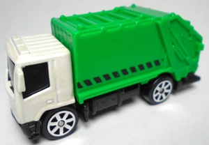 MAISTO GARBAGE TRUCK WHITE & GREEN 1:64 DIECAST 3" RECYCLING VEHICLE WITH BLACK - Picture 1 of 6