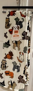 NWT Halloween Adorable Puppy Dog Costumes Witch Pumpkin Throw Blanket 50"x70" - Picture 1 of 6
