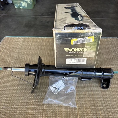 Nuevo conjunto de puntal de suspensión Monroe 71516 para BMW Foto 1 de 4