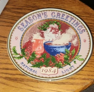 Spirit of Christmas 8.5 Inch Natural Light Beer Plate 434 Seasons Greetings - Picture 1 of 5