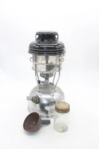 F Vintage Boxed Tilley Brass Paraffin Lamp Good Condition, Box Damaged - Picture 1 of 2