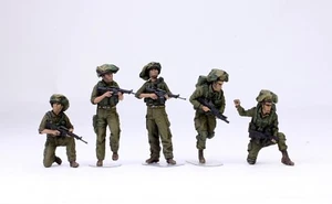 Preventa Infantería israelí de las FDI en combate (05 soldados) 1:35 modelo construido profesional - Imagen 1 de 18