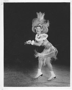 ANDRA MCLAUGHLIN 1958 FOLLIE DI GHIACCIO AUTOGRAFO ORIGINALE FOTO FIRMATA #2 - Foto 1 di 3