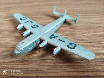 Rare old beautiful diecast Propeller Aircraft of 70's Dinky toys made in England - Image 1 of 4