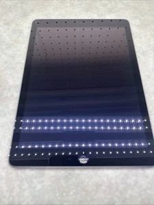 Apple A1474 iPad MD785LL/A 16GB 1st Gen, Not Working & Locked - Picture 1 of 6