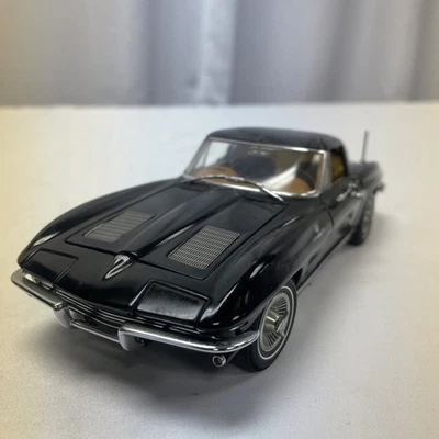 Chevy Corvette Sting Ray 1963 fundido a presión Danbury como nuevo 1/24 suelto/sin caja Foto 1 de 4