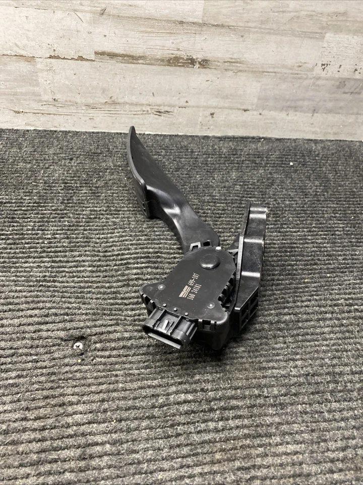 Pedal acelerador Dorman 699-107 - Imagem 1 de 4