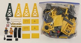 Lego 7632 Town City Crawler Construction Crane missing some stickers 1 Sub