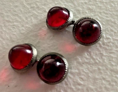 Gemelos vintage color plata metal rojo oscuro piedras cabujón vidrio Foto 1 de 4