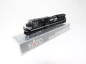 Kato N 176-5517 Norfolk Southern NS #7218 EMD SD80MAC Diesel Locomotive DC - Picture 1 of 8